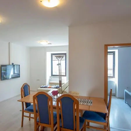 Apartma Bajc *