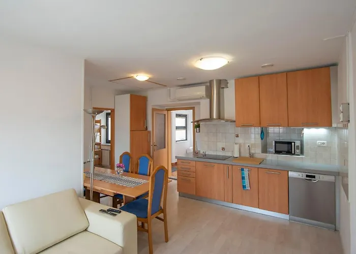 Apartma Bajc * Ajdovščina